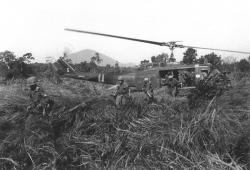 attleboro-us-infantry-deploy-from-uh-1d-vietnam.jpg