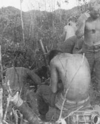 prairie-81-mm-mortar-team-from-2nd7th-marine.jpg